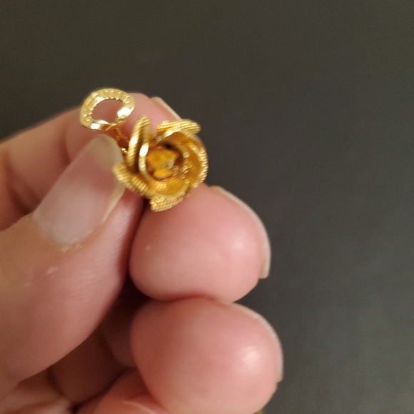 vintage earrings - Picture 2 of 9